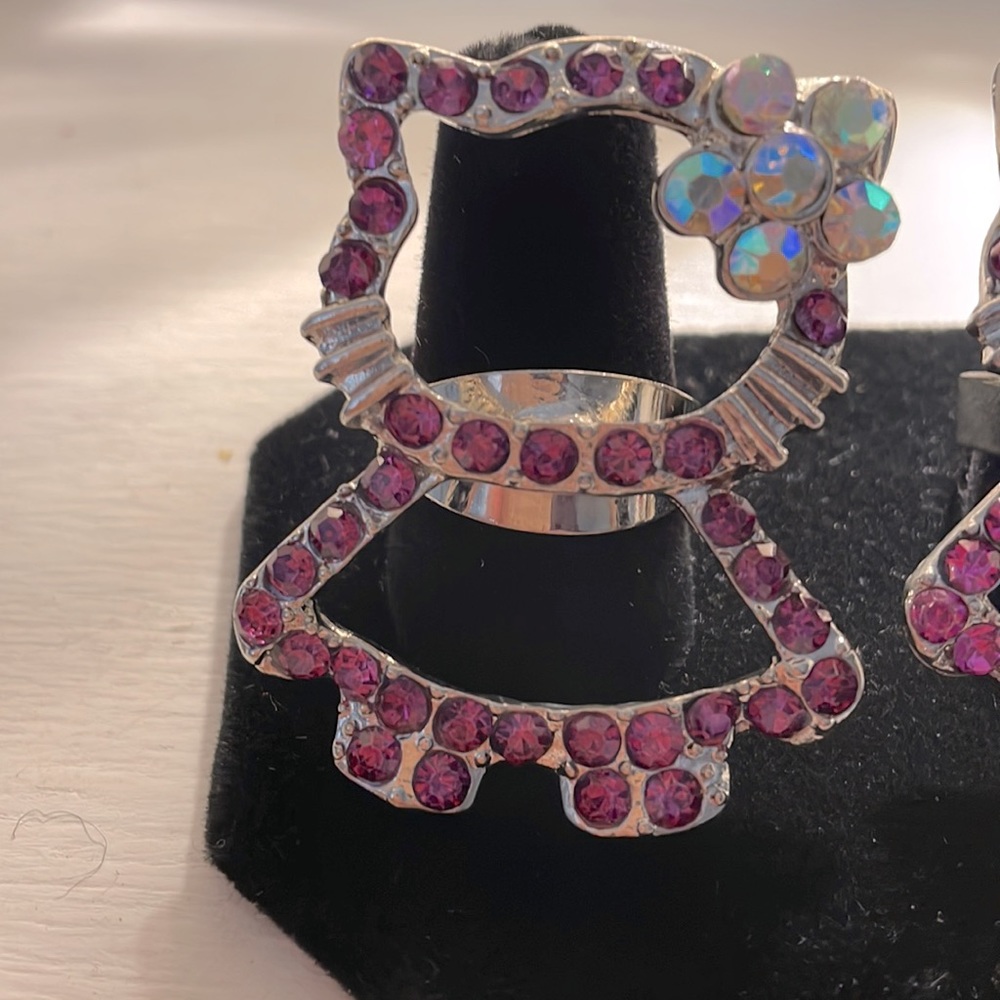 Hello Kitty 🎀 Ring. - Picture 9 of 9